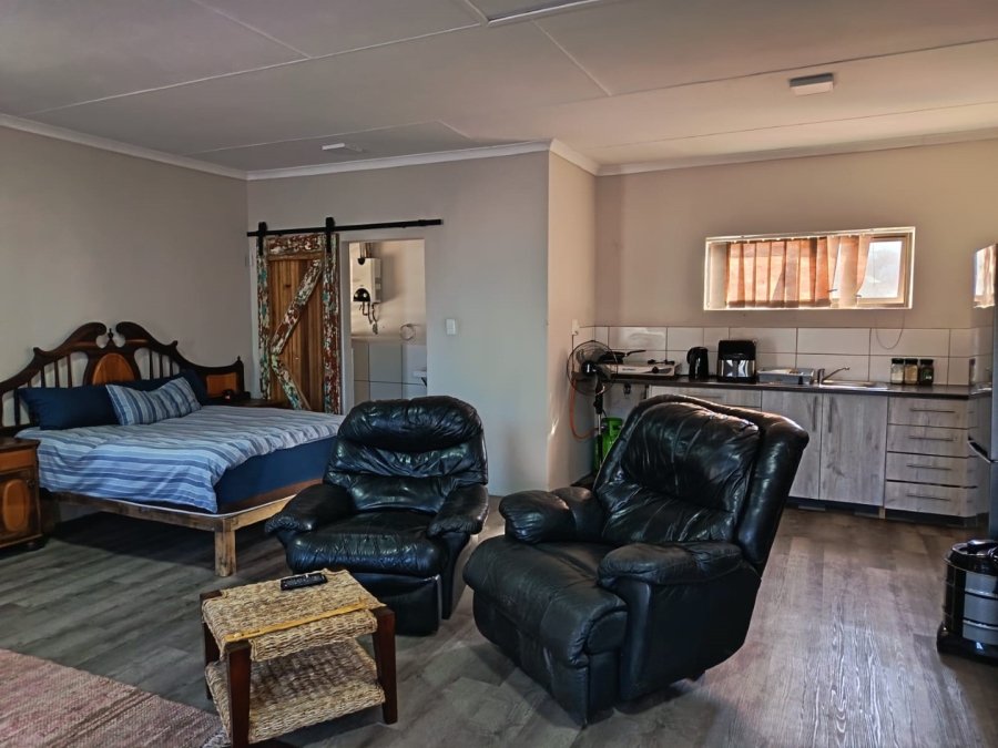 6 Bedroom Property for Sale in Vredenburg Western Cape